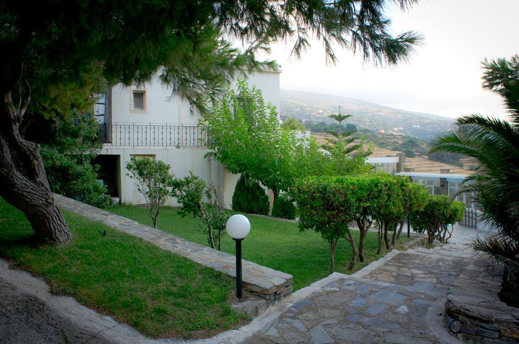 Aiolos Hotel Ménitesz Kültér fotó