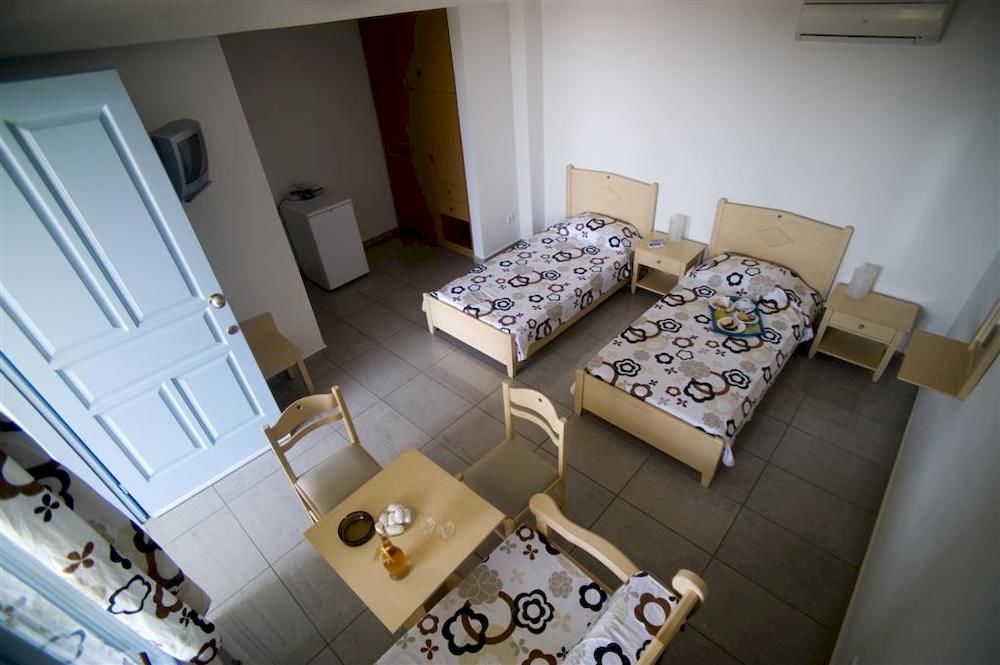 Aiolos Hotel Ménitesz Kültér fotó