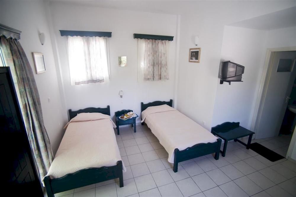Aiolos Hotel Ménitesz Kültér fotó