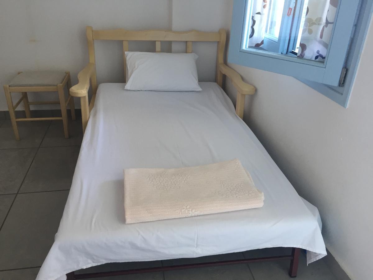 Aiolos Hotel Ménitesz Kültér fotó