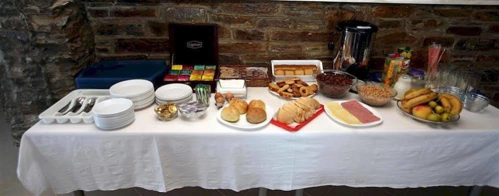 Aiolos Hotel Ménitesz Kültér fotó